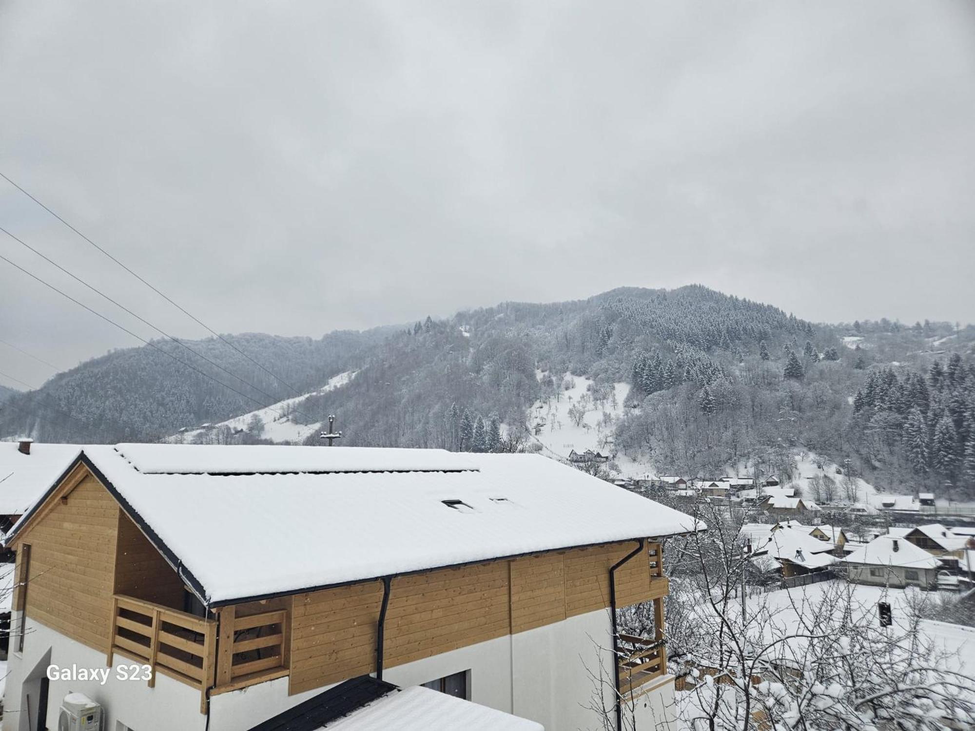 Casa Mara Viseu De Sus Hotel Екстериор снимка