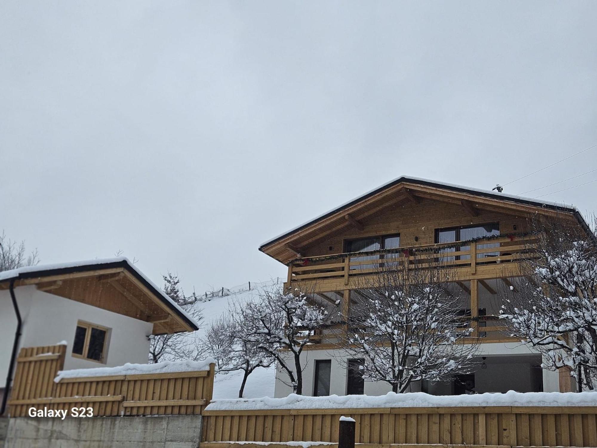 Casa Mara Viseu De Sus Hotel Екстериор снимка