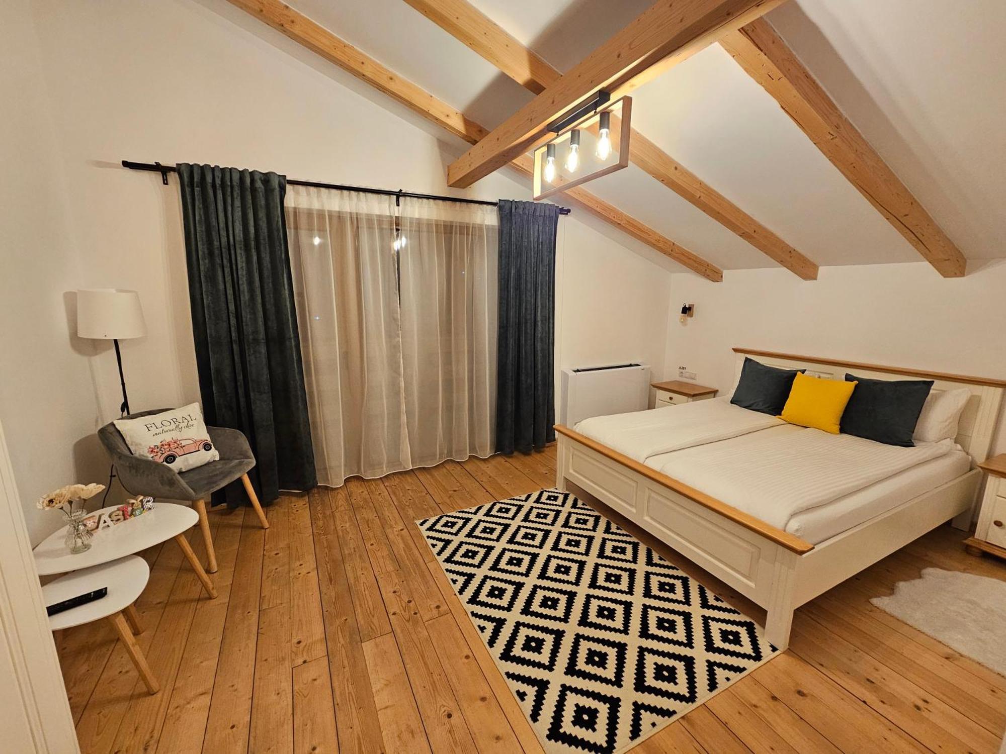 Casa Mara Viseu De Sus Hotel Екстериор снимка
